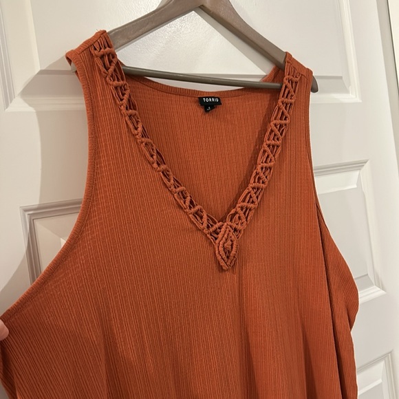 Torrid V Neck Tank Top Brown Size 4X Torrid Size 4 - Picture 3 of 13